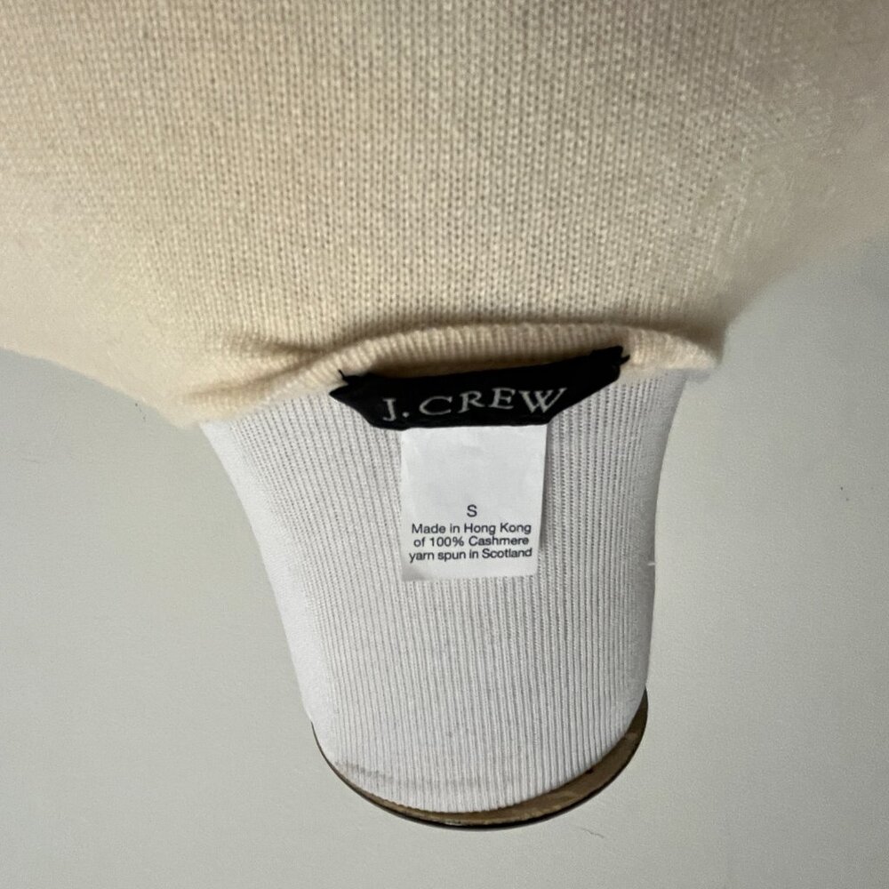 J Crew scotland cashmere v neck sweater S classic - Picture 4 of 4